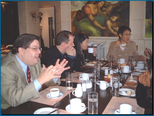 602x451 pixels (123K)